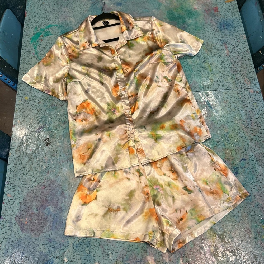 PJ Set - Picture 1 of 9